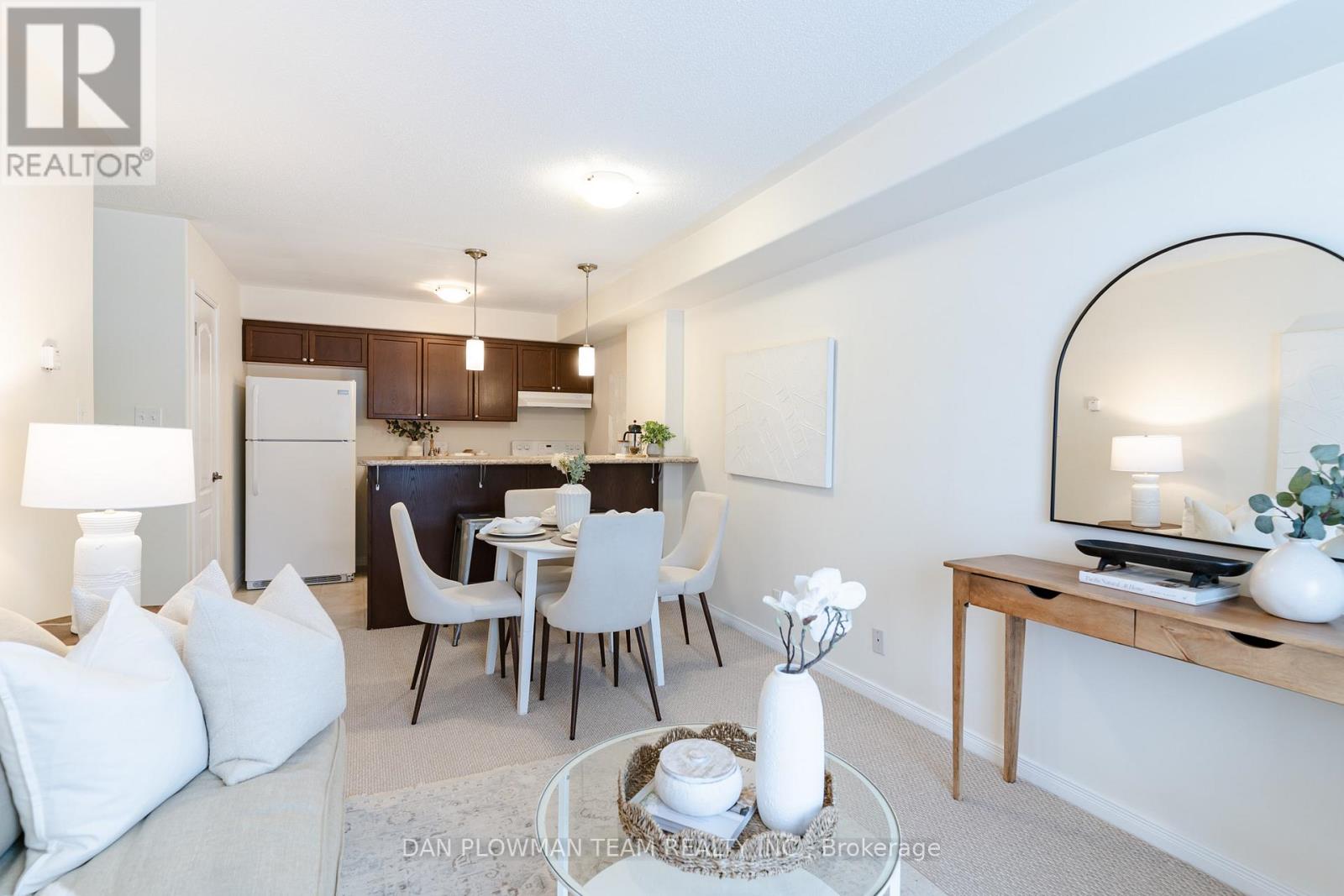 209 - 306 Spillsbury Drive, Peterborough (Otonabee Ward 1), Ontario  K9K 0B5 - Photo 14 - X12914964