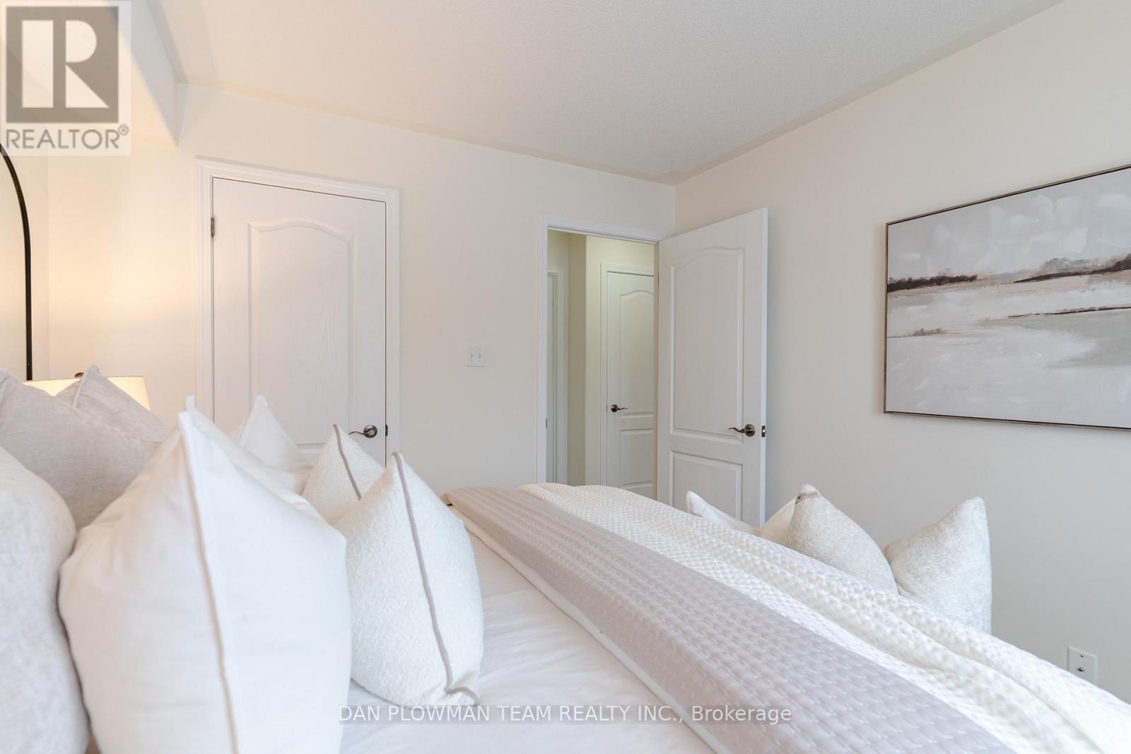 209 - 306 Spillsbury Drive, Peterborough (Otonabee Ward 1), Ontario  K9K 0B5 - Photo 18 - X12914964