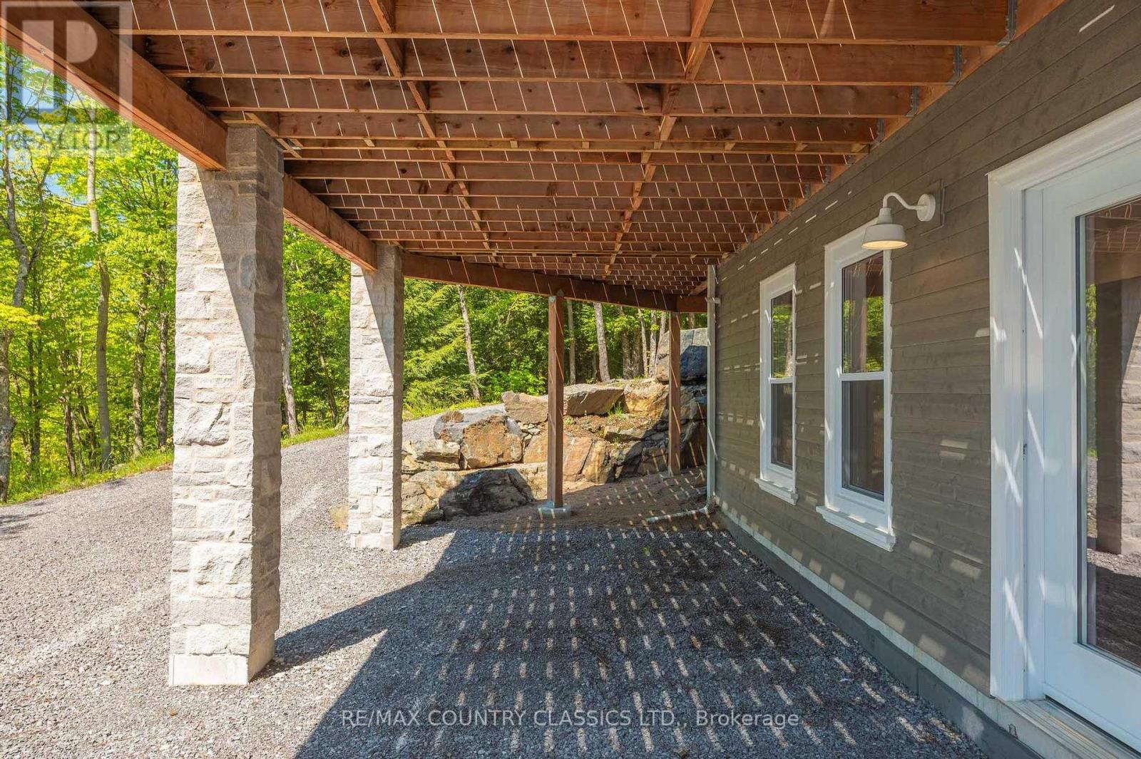 400 Antelope Trail, North Kawartha, Ontario  K0L 1A0 - Photo 12 - X12915068