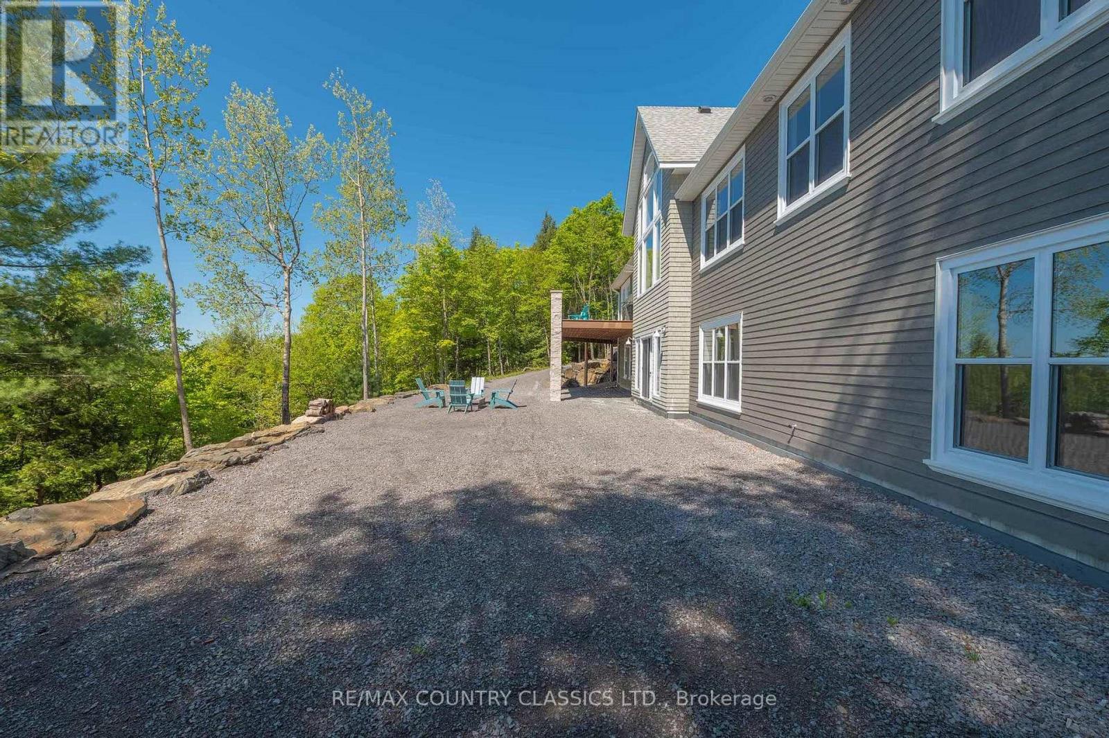 400 Antelope Trail, North Kawartha, Ontario  K0L 1A0 - Photo 16 - X12915068