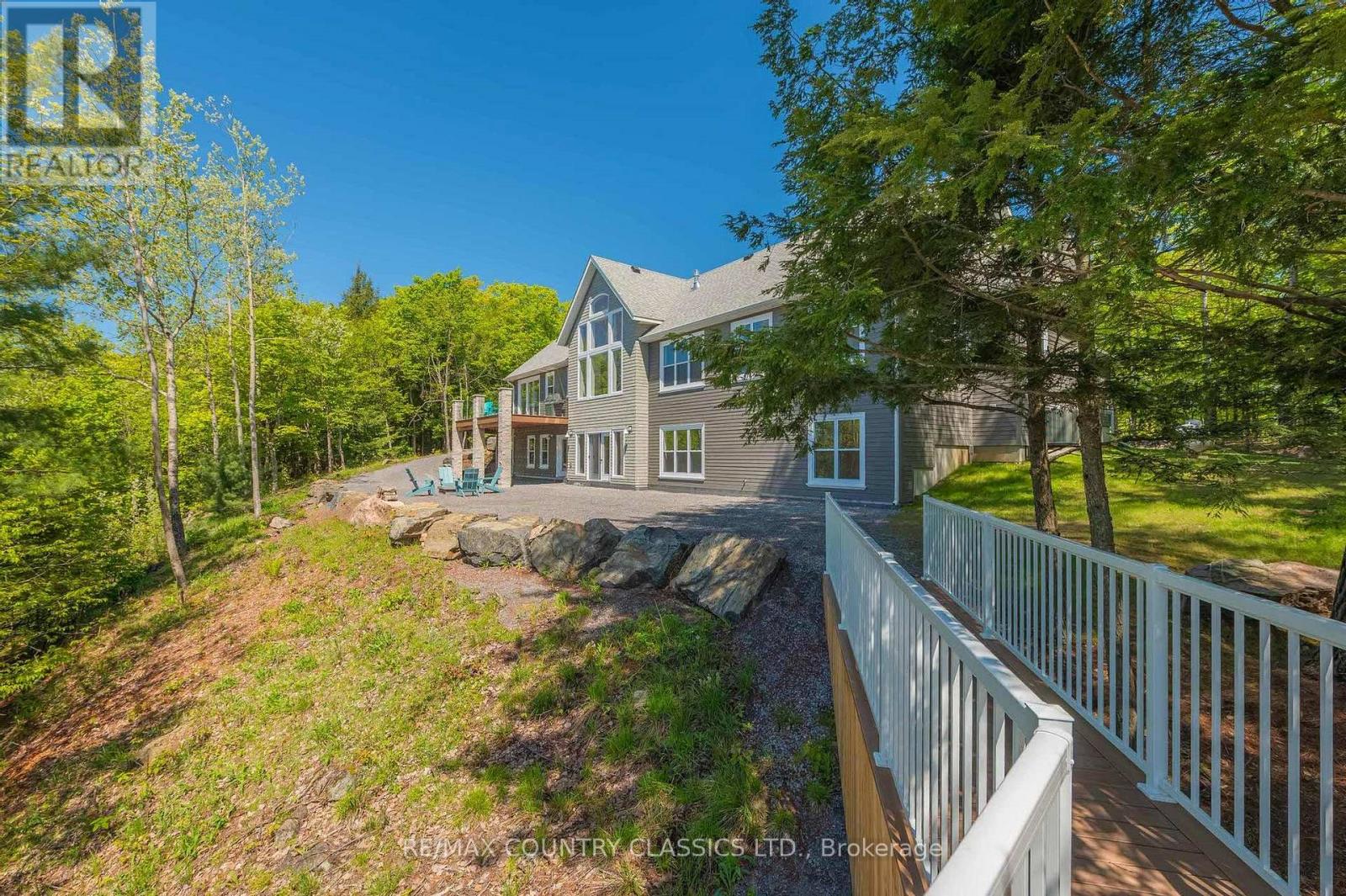 400 Antelope Trail, North Kawartha, Ontario  K0L 1A0 - Photo 18 - X12915068