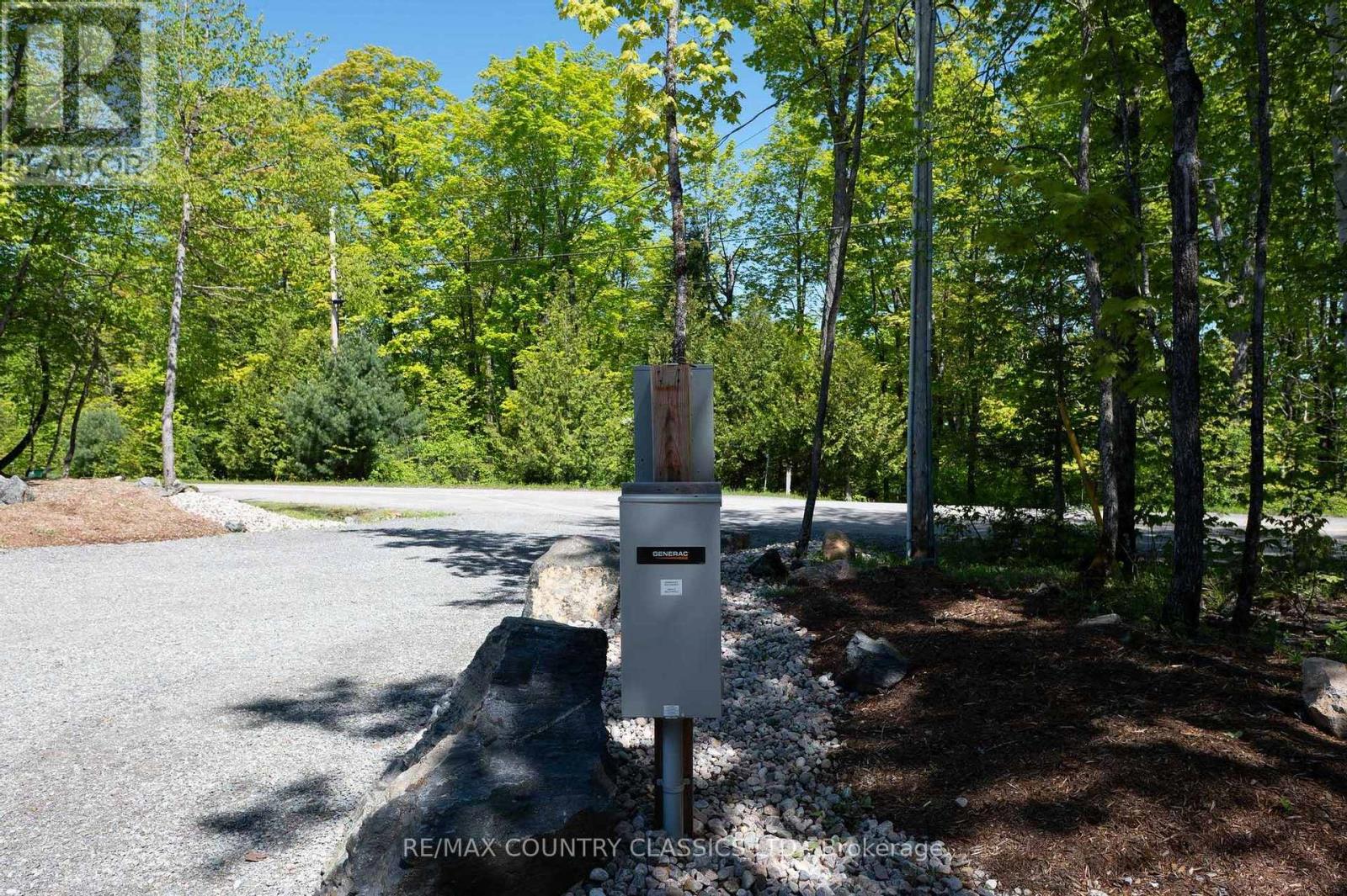 400 Antelope Trail, North Kawartha, Ontario  K0L 1A0 - Photo 21 - X12915068