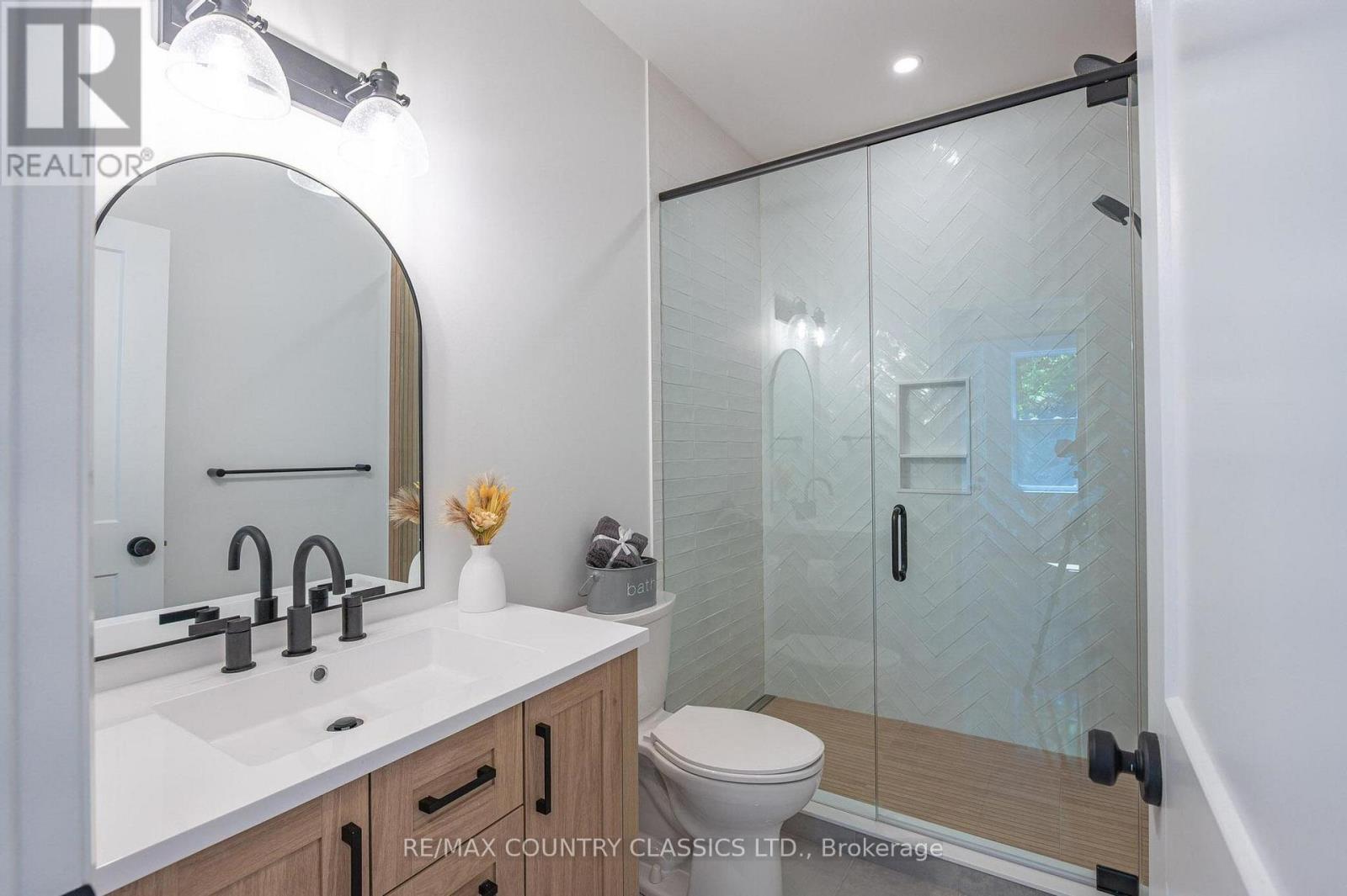 400 Antelope Trail, North Kawartha, Ontario  K0L 1A0 - Photo 39 - X12915068