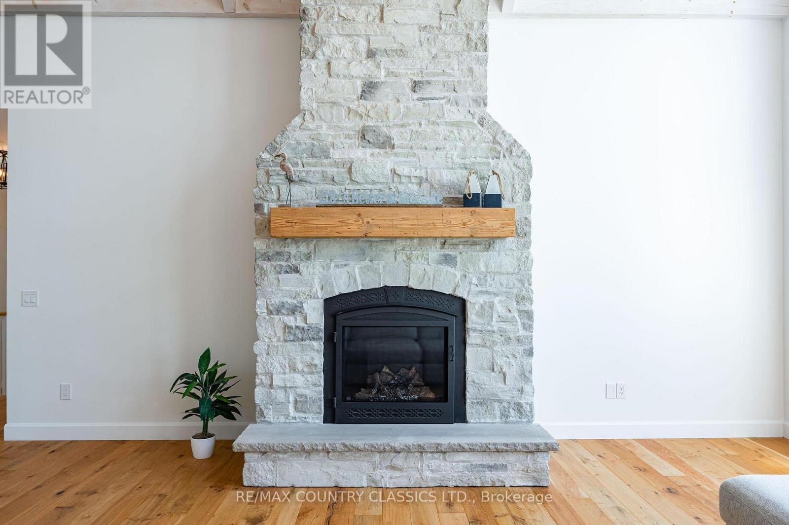 400 Antelope Trail, North Kawartha, Ontario  K0L 1A0 - Photo 46 - X12915068