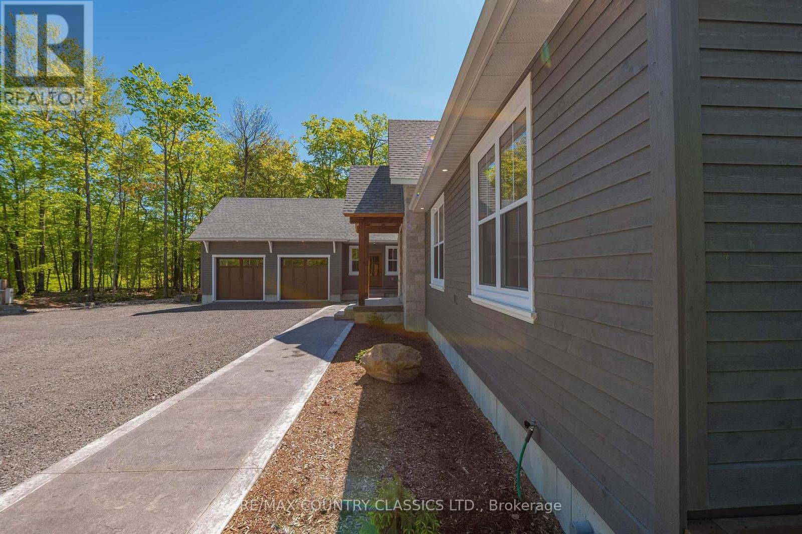 400 Antelope Trail, North Kawartha, Ontario  K0L 1A0 - Photo 5 - X12915068