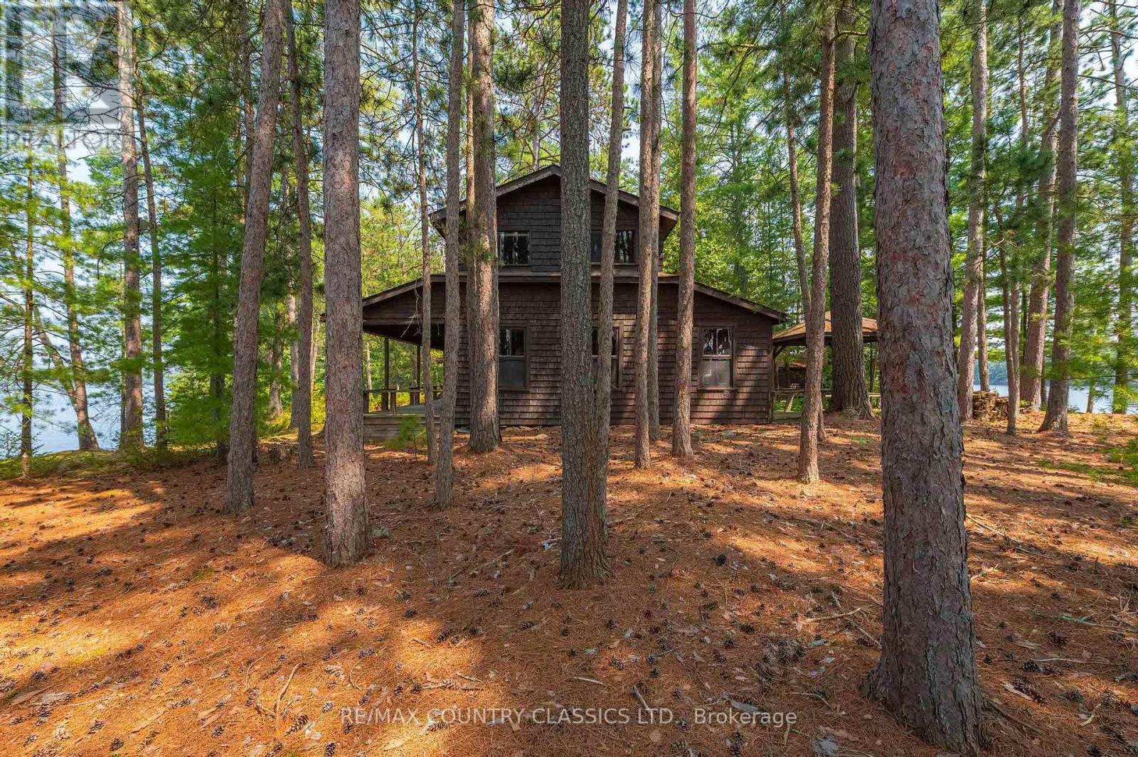 22 Chandos Lk Balmer Island, North Kawartha, Ontario  K0L 1A0 - Photo 11 - X12915080