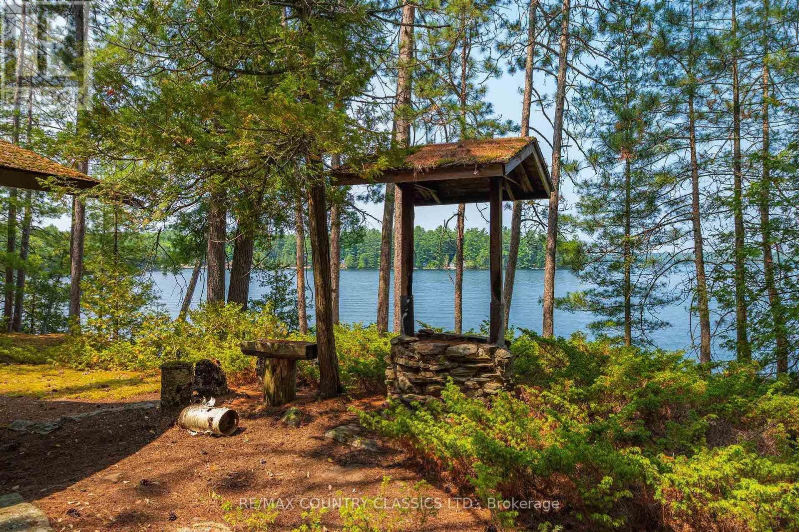 22 Chandos Lk Balmer Island, North Kawartha, Ontario  K0L 1A0 - Photo 6 - X12915080