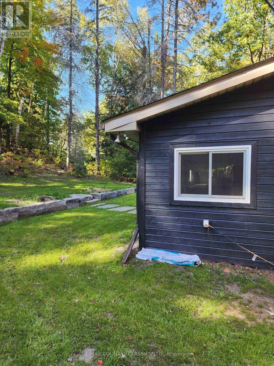24 Daniels Lane, North Kawartha, Ontario  K0L 1A0 - Photo 20 - X12915084