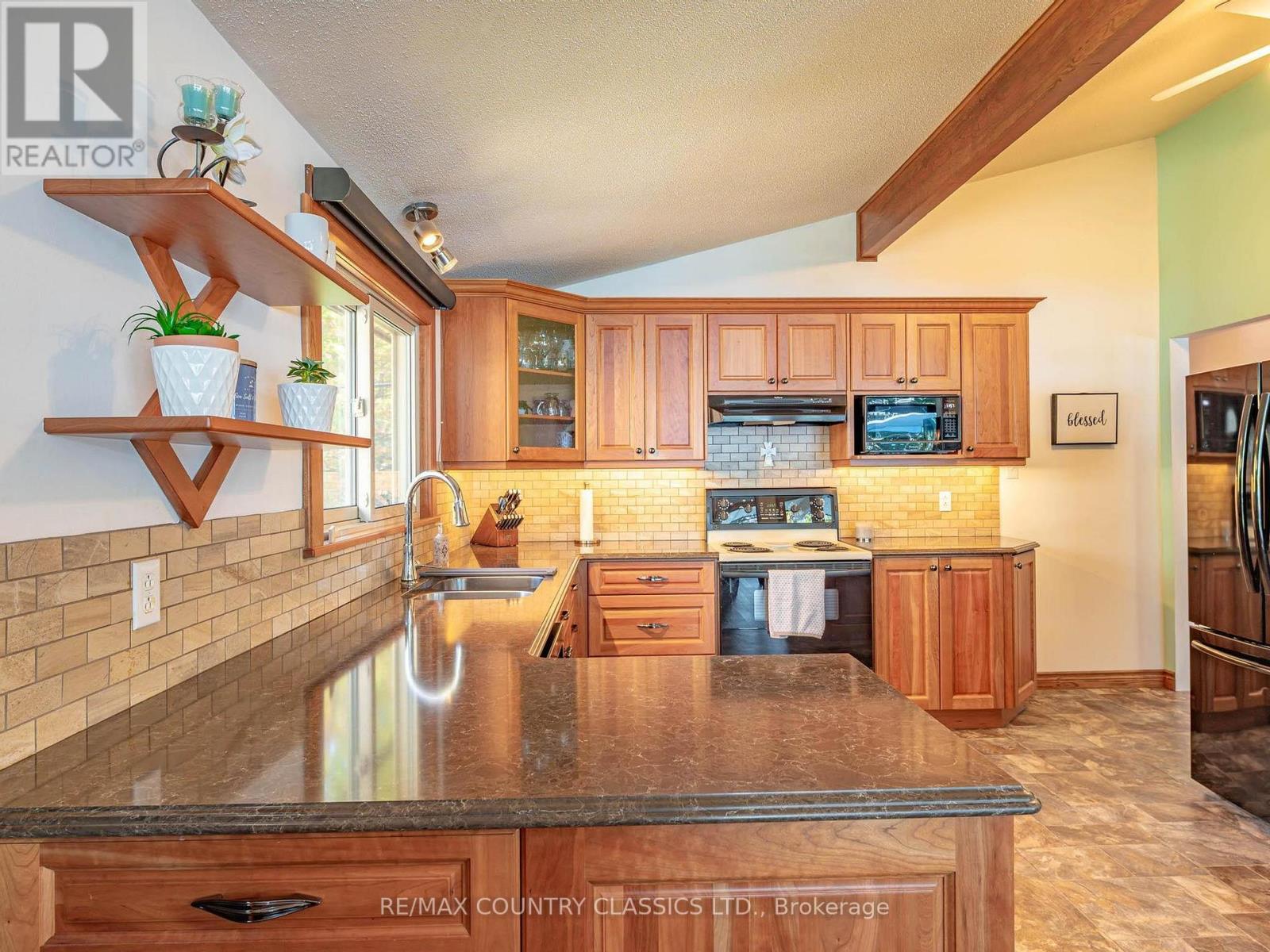 27 Martin Lane, North Kawartha, Ontario  K0L 1A0 - Photo 14 - X12915090