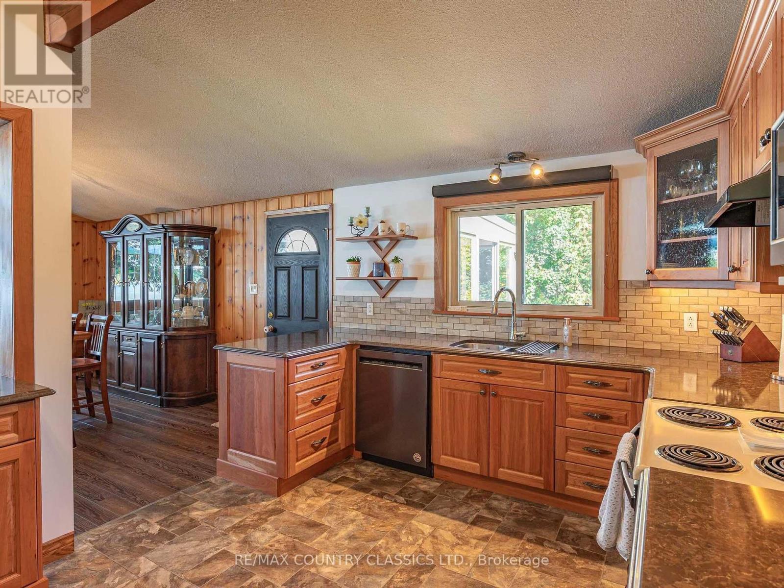 27 Martin Lane, North Kawartha, Ontario  K0L 1A0 - Photo 41 - X12915090