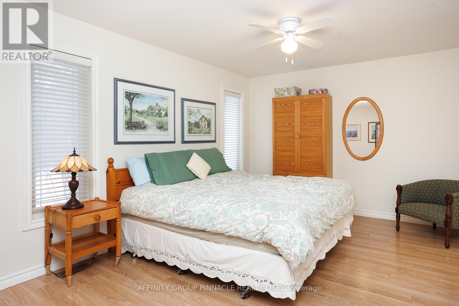 33 Green Arbour Way, Kawartha Lakes (Lindsay), Ontario  K9V 0E7 - Photo 18 - X12915702