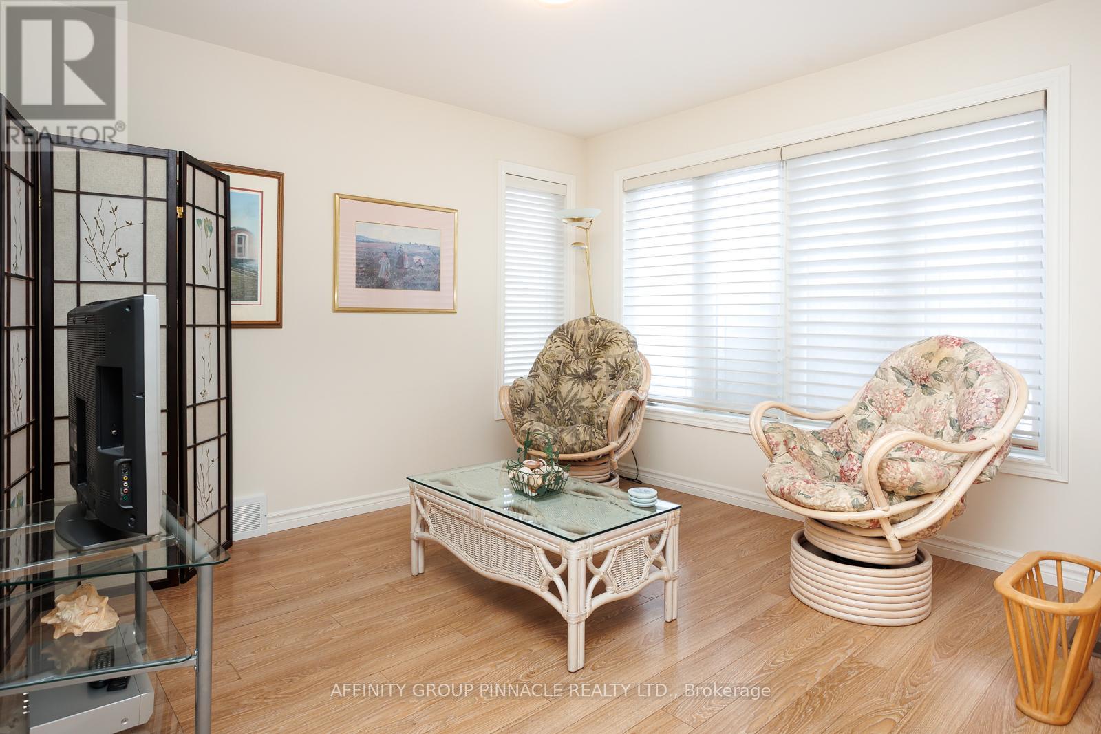 33 Green Arbour Way, Kawartha Lakes (Lindsay), Ontario  K9V 0E7 - Photo 19 - X12915702