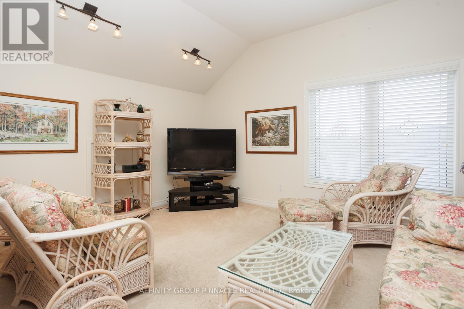 33 Green Arbour Way, Kawartha Lakes (Lindsay), Ontario  K9V 0E7 - Photo 26 - X12915702