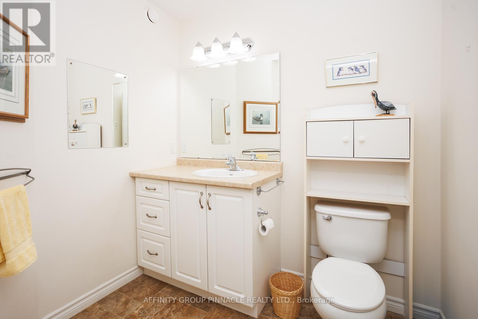 33 Green Arbour Way, Kawartha Lakes (Lindsay), Ontario  K9V 0E7 - Photo 31 - X12915702