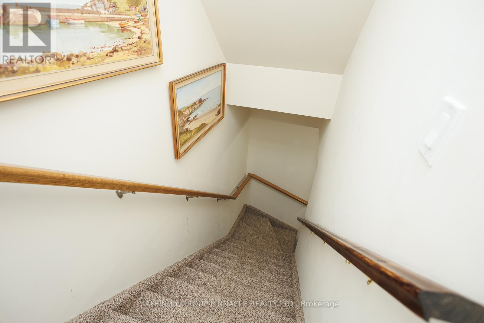 33 Green Arbour Way, Kawartha Lakes (Lindsay), Ontario  K9V 0E7 - Photo 32 - X12915702