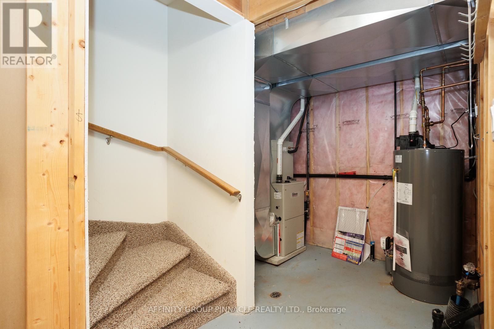 33 Green Arbour Way, Kawartha Lakes (Lindsay), Ontario  K9V 0E7 - Photo 37 - X12915702