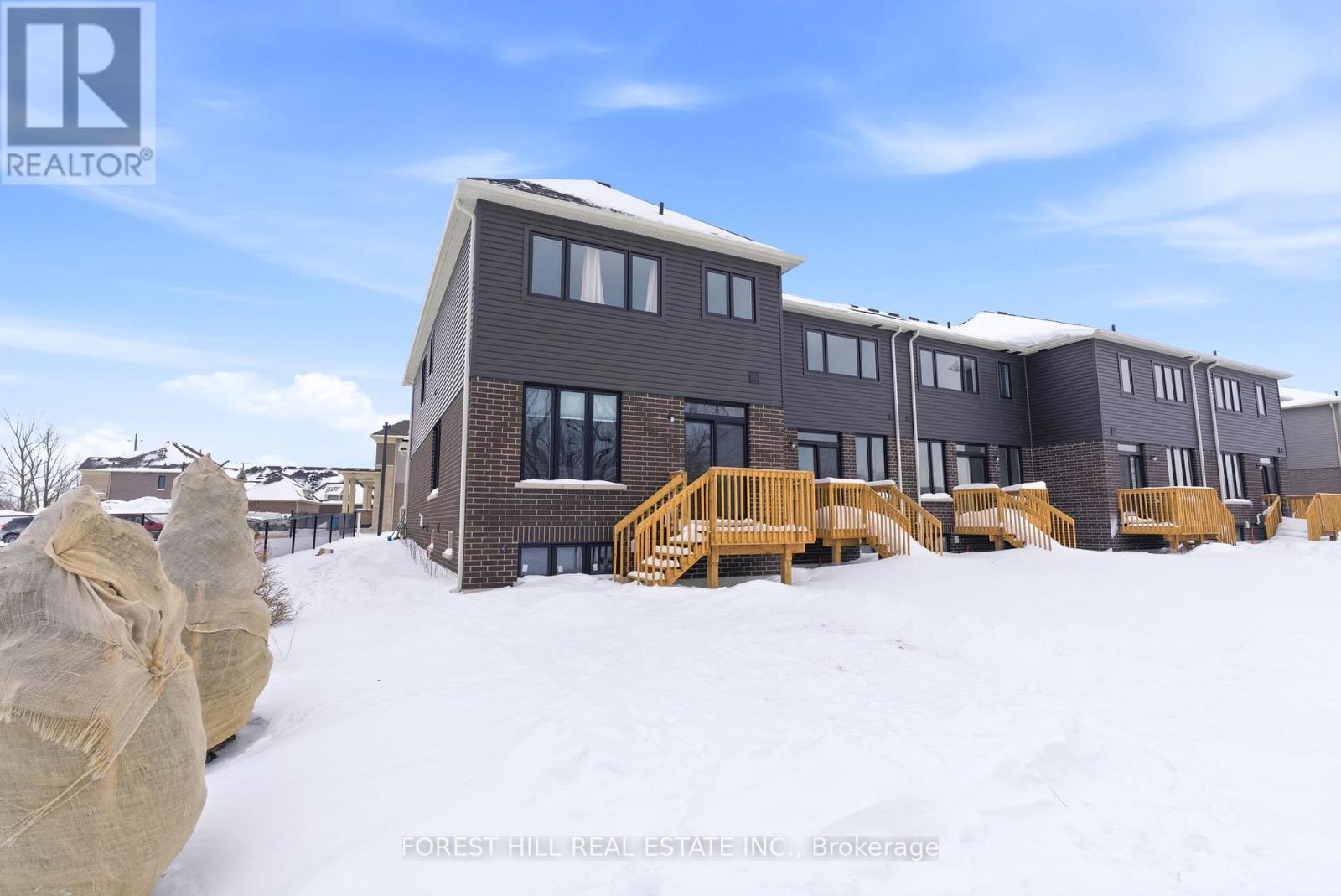 57 Hickey Lane, Kawartha Lakes (Lindsay), Ontario  K9V 5V5 - Photo 36 - X12915980