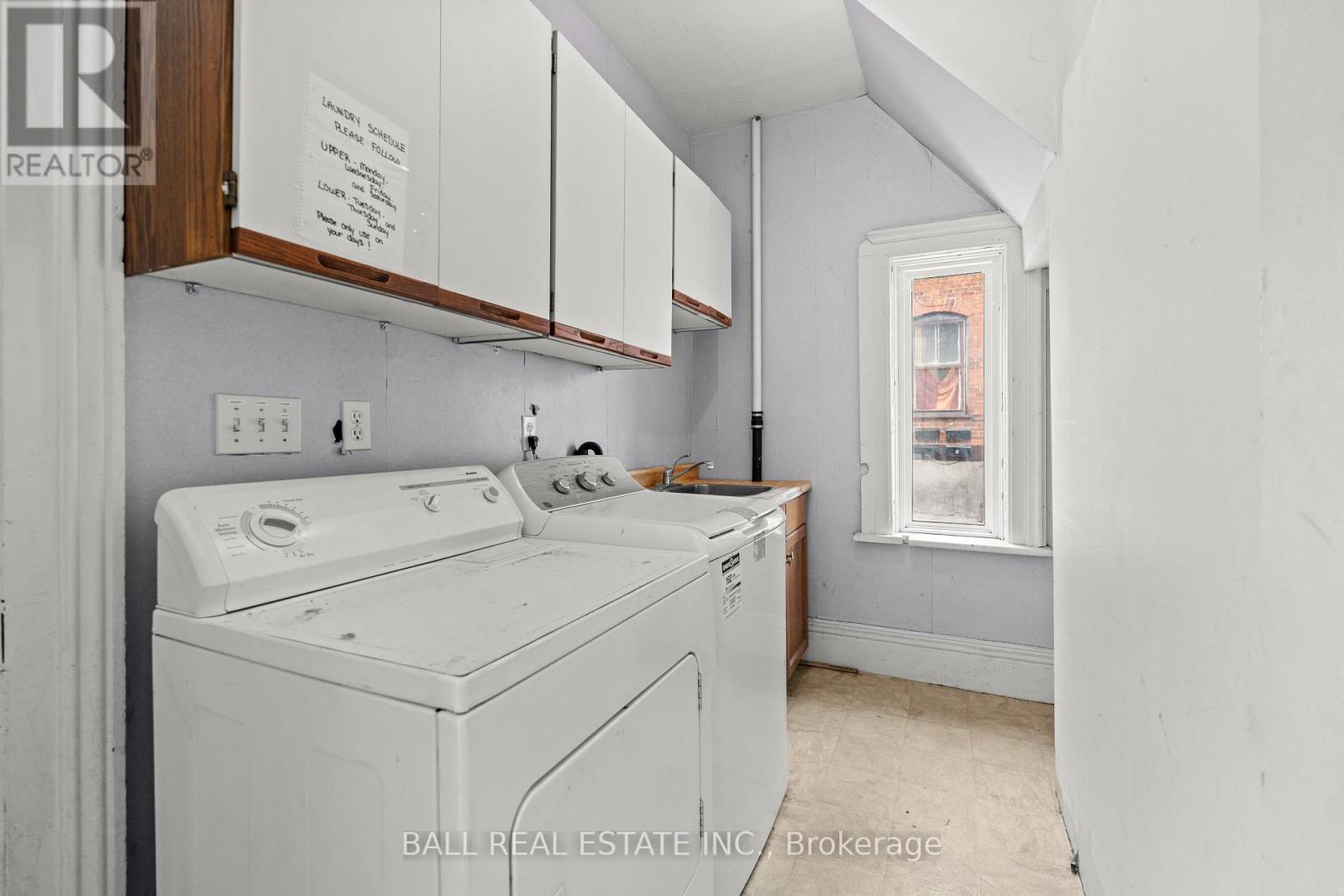 196 Dalhousie Street, Peterborough (Town Ward 3), Ontario  K9J 2M2 - Photo 20 - X12916068