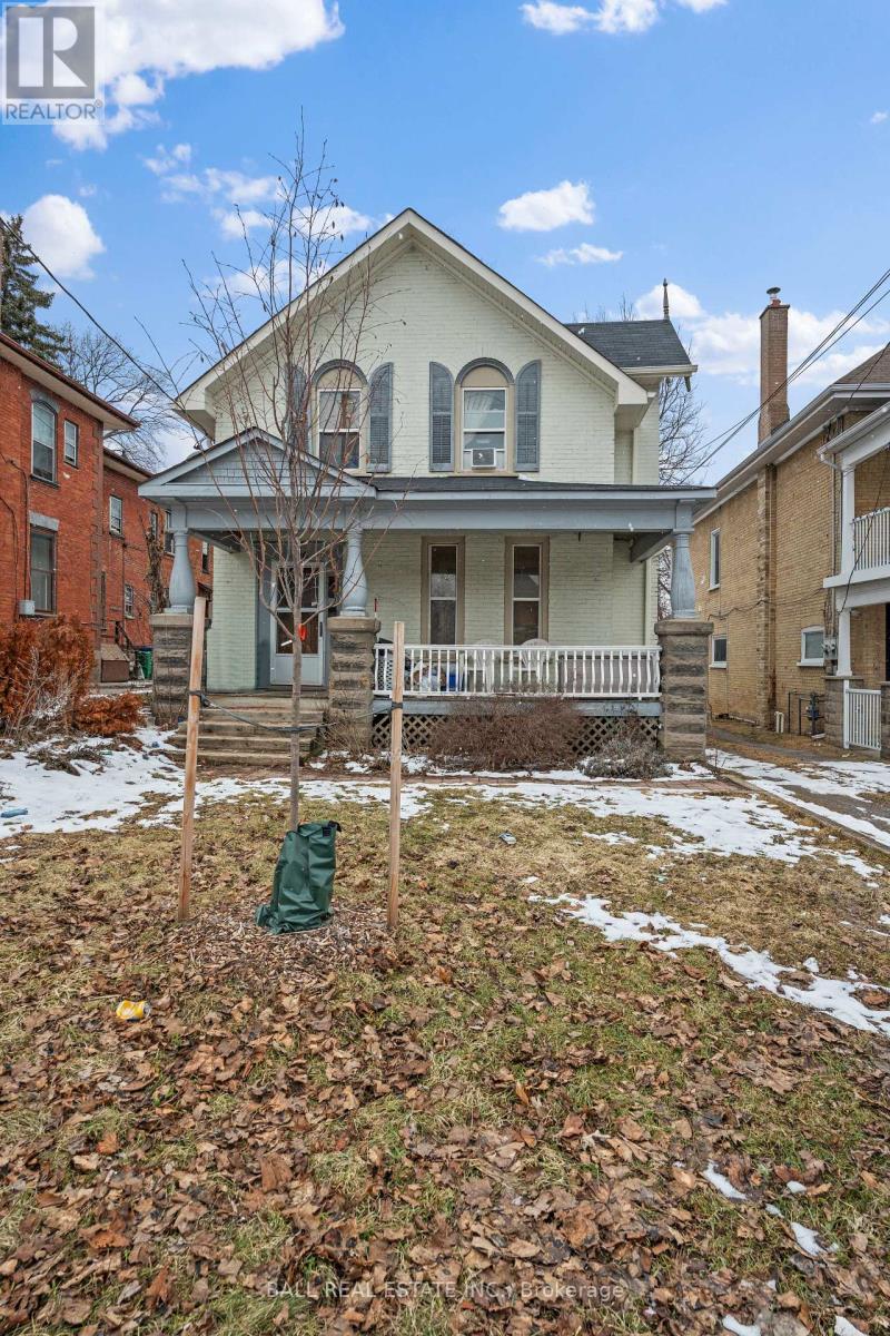 196 Dalhousie Street, Peterborough (Town Ward 3), Ontario  K9J 2M2 - Photo 3 - X12916068