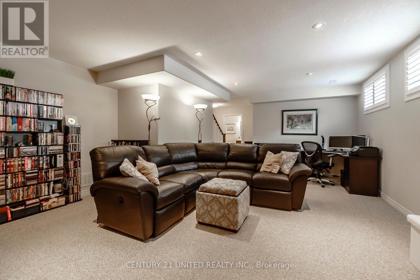 122 - 301 Carnegie Avenue, Peterborough (Northcrest Ward 5), Ontario  K9L 0E9 - Photo 21 - X12916388