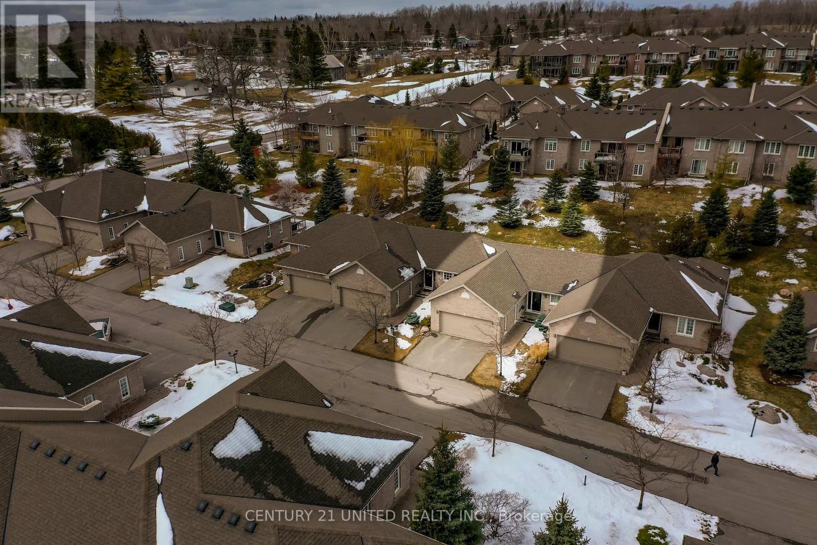 122 - 301 Carnegie Avenue, Peterborough (Northcrest Ward 5), Ontario  K9L 0E9 - Photo 25 - X12916388