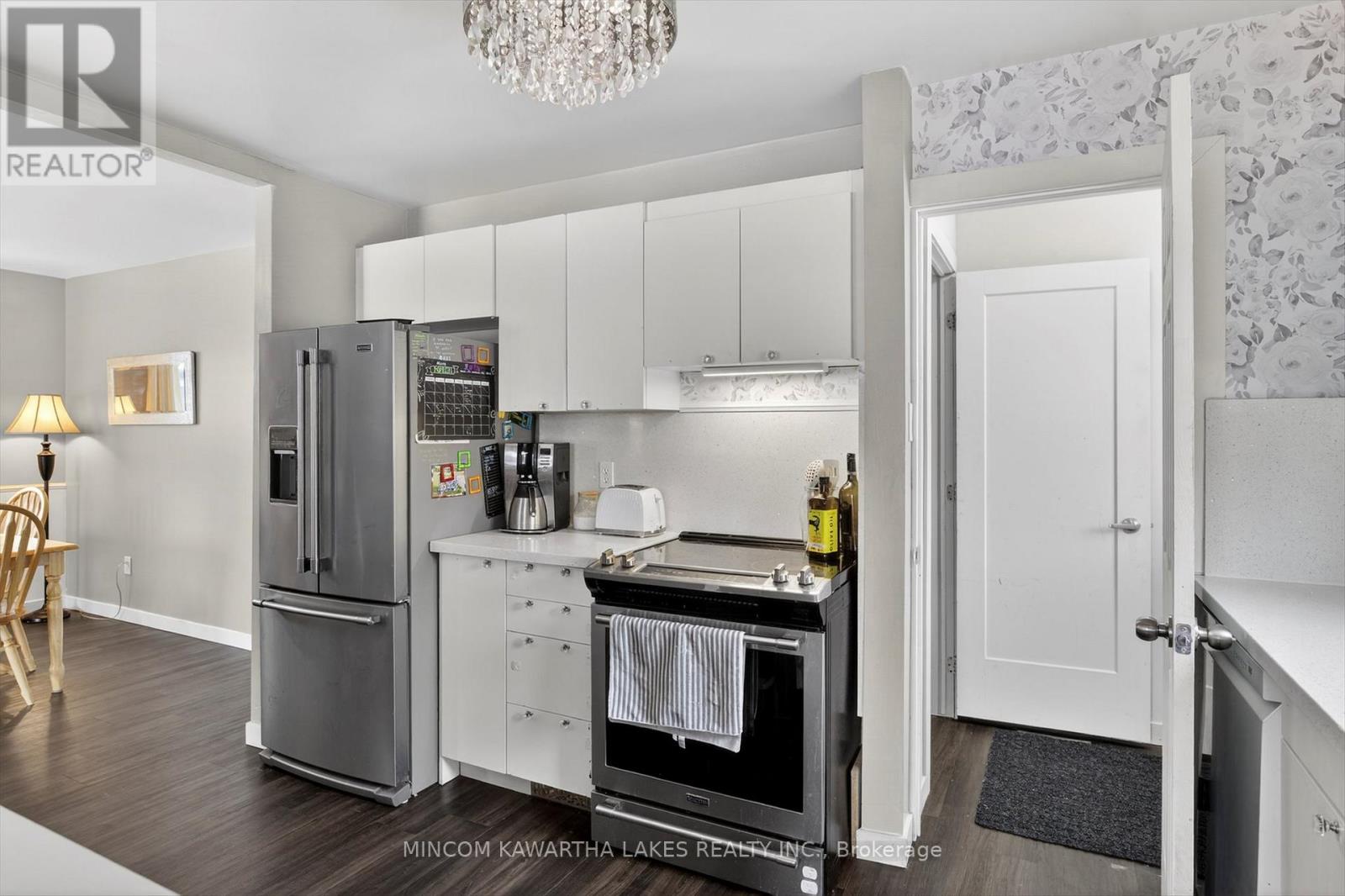 614 Corrigan Crescent, Peterborough (Ashburnham Ward 4), Ontario  K9J 7N8 - Photo 18 - X12916582