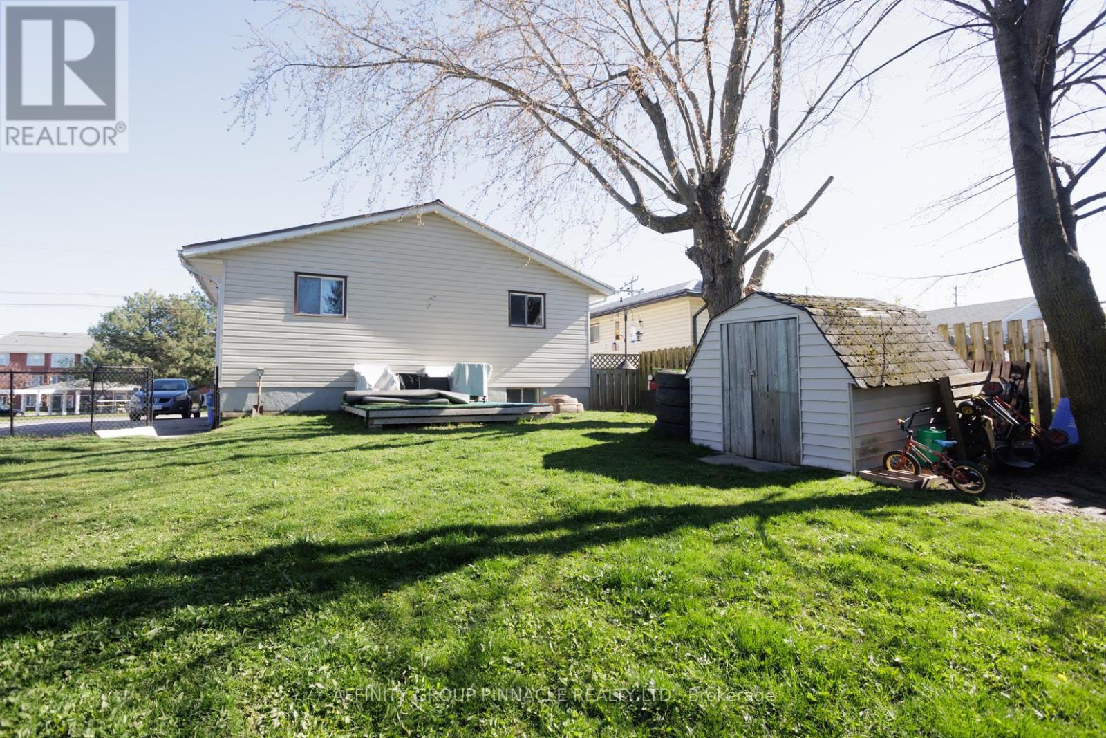 178 Colborne Street W, Kawartha Lakes (Lindsay), Ontario  K9V 6A1 - Photo 6 - X12916630