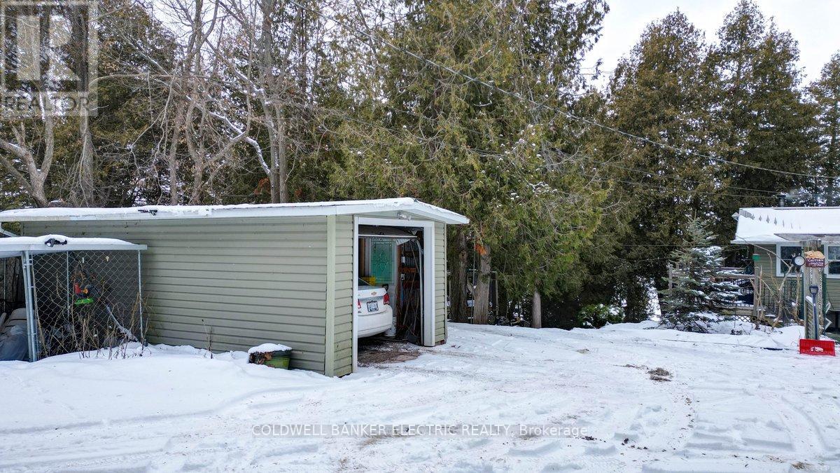 6 Leisure Lane, Kawartha Lakes (Fenelon), Ontario  K9V 4R1 - Photo 10 - X12918594