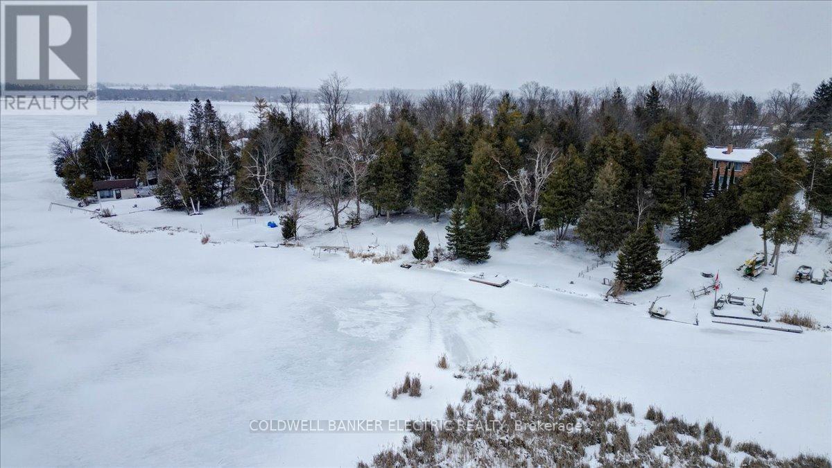 6 Leisure Lane, Kawartha Lakes (Fenelon), Ontario  K9V 4R1 - Photo 2 - X12918594