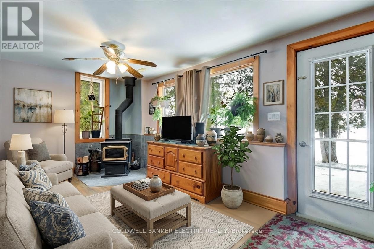 6 Leisure Lane, Kawartha Lakes (Fenelon), Ontario  K9V 4R1 - Photo 23 - X12918594