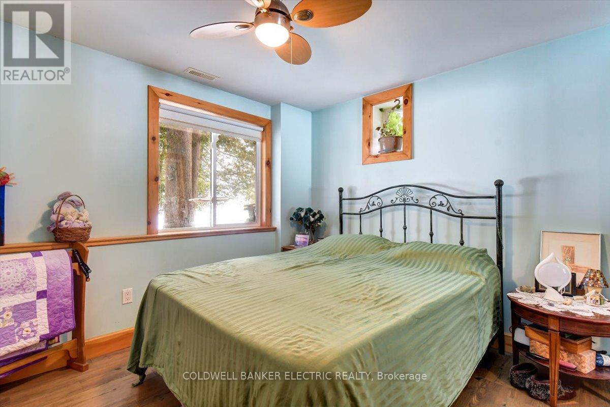 6 Leisure Lane, Kawartha Lakes (Fenelon), Ontario  K9V 4R1 - Photo 26 - X12918594