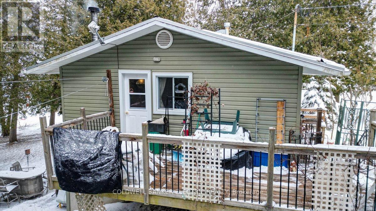 6 Leisure Lane, Kawartha Lakes (Fenelon), Ontario  K9V 4R1 - Photo 3 - X12918594