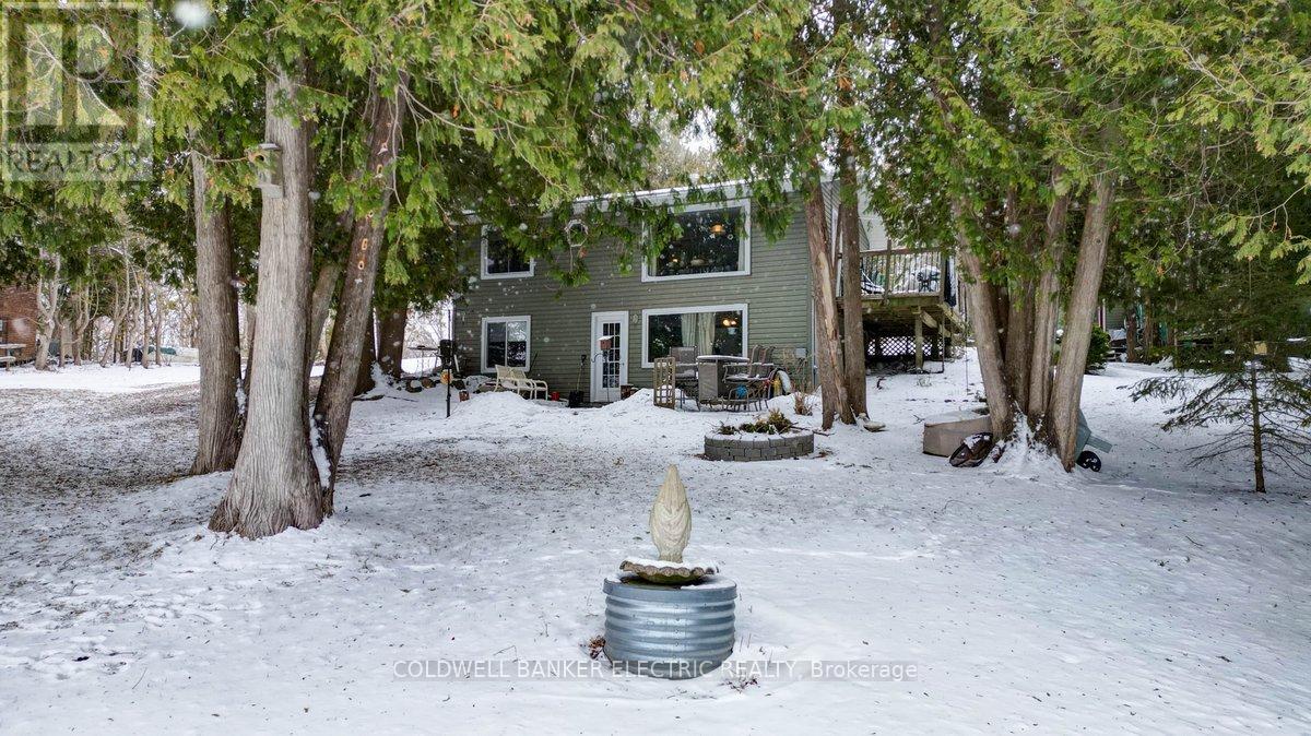 6 Leisure Lane, Kawartha Lakes (Fenelon), Ontario  K9V 4R1 - Photo 8 - X12918594