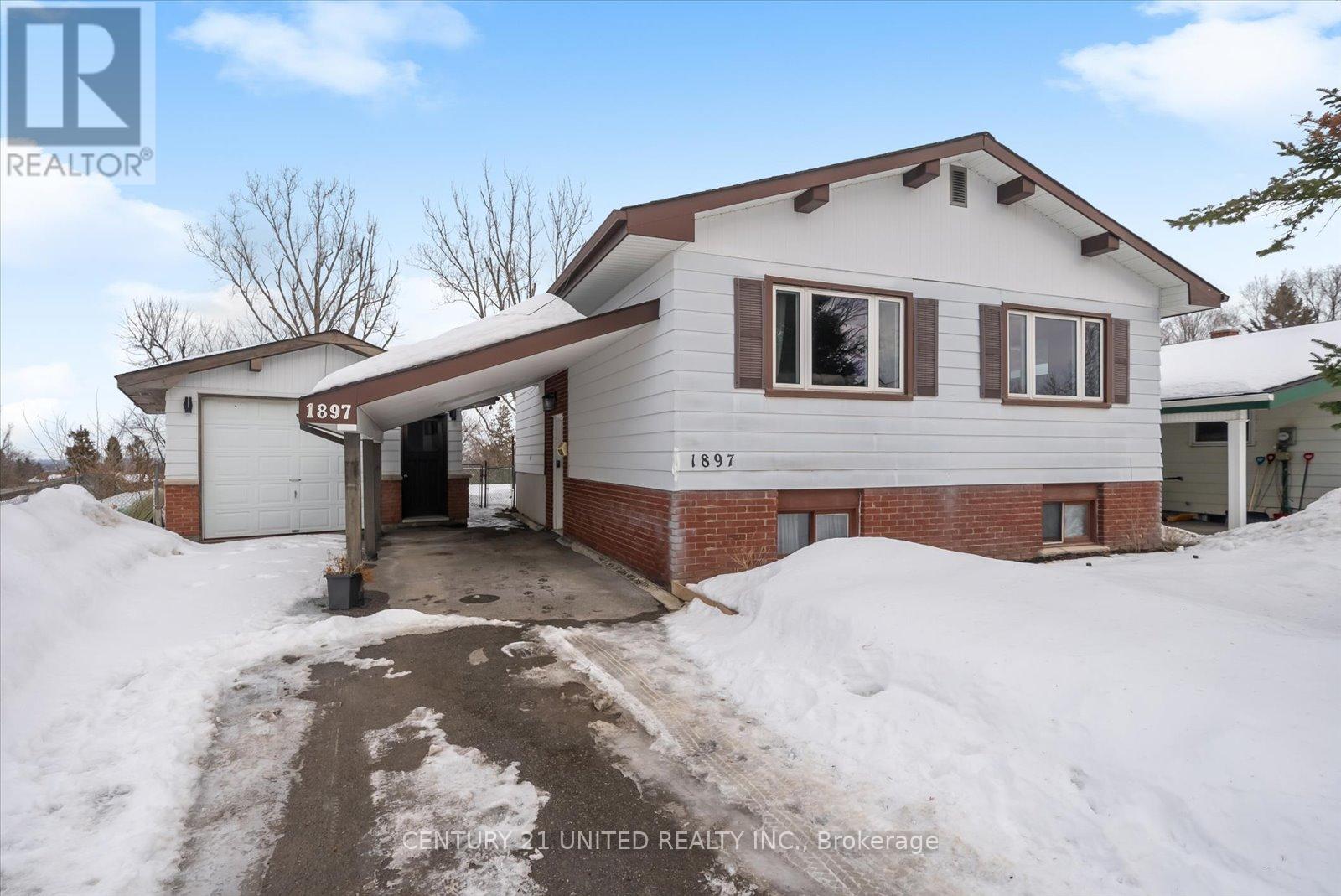 1897 Stewartcroft Crescent, Peterborough (Monaghan Ward 2), Ontario  K9K 1G7 - Photo 2 - X12918634