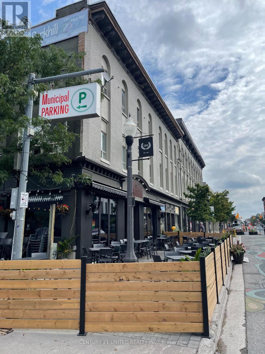 9 - 174.5 HUNTER STREET W, peterborough (town ward 3), Ontario