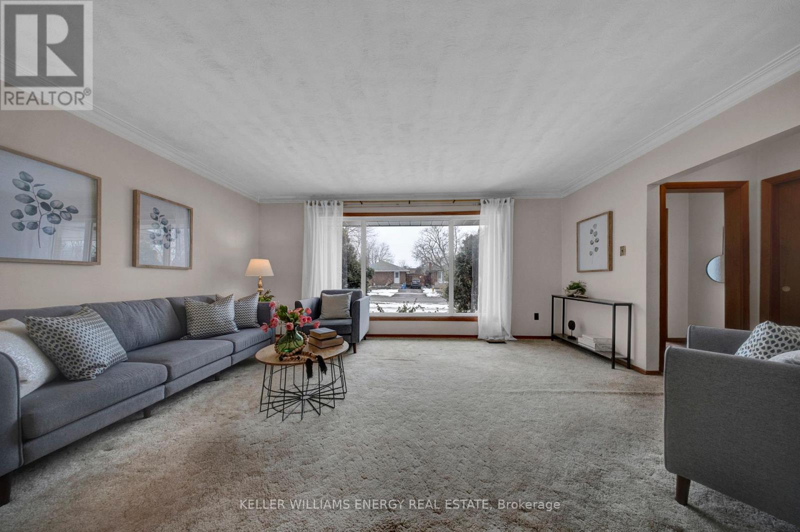 855 Timothy Street, Peterborough (Northcrest Ward 5), Ontario  K9H 6H5 - Photo 4 - X12919050