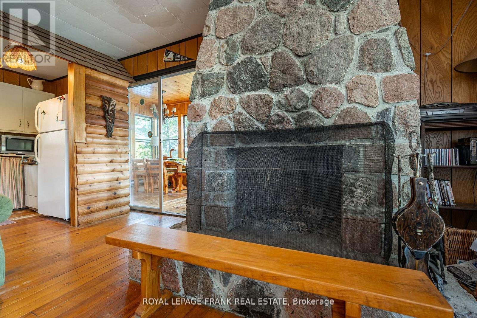 428 & 430 Island 7 Stoney Lake, Douro-Dummer, Ontario  K0L 2H0 - Photo 10 - X12919666