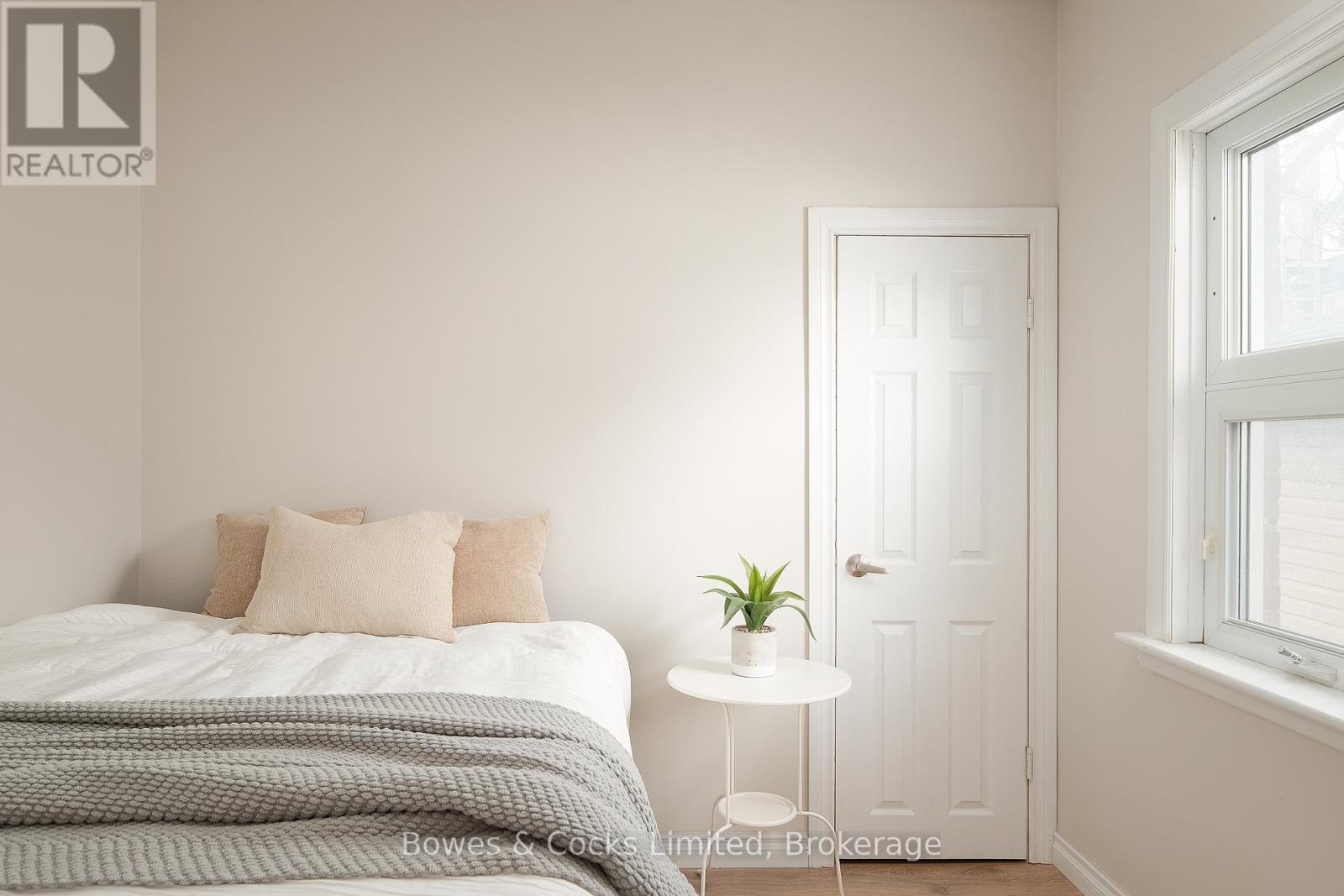 164 Prince Street, Peterborough (Town Ward 3), Ontario  K9J 2A4 - Photo 13 - X12920420