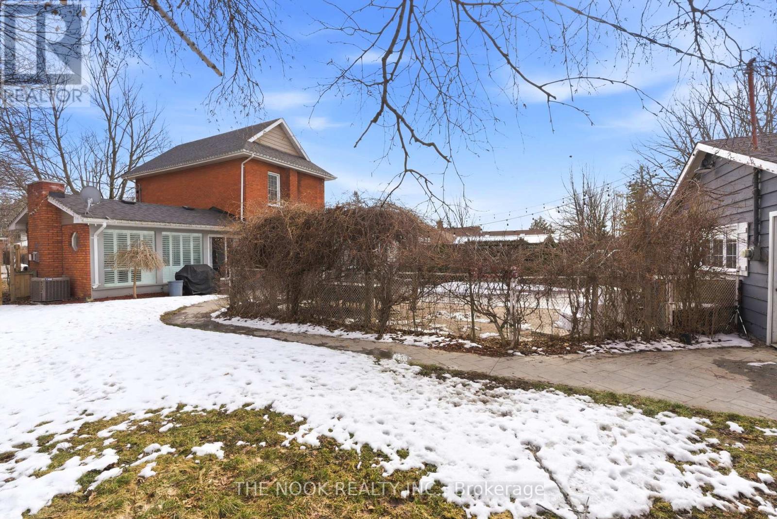 264 Bennet Street, Peterborough (Northcrest Ward 5), Ontario  K9H 5B9 - Photo 46 - X12920508