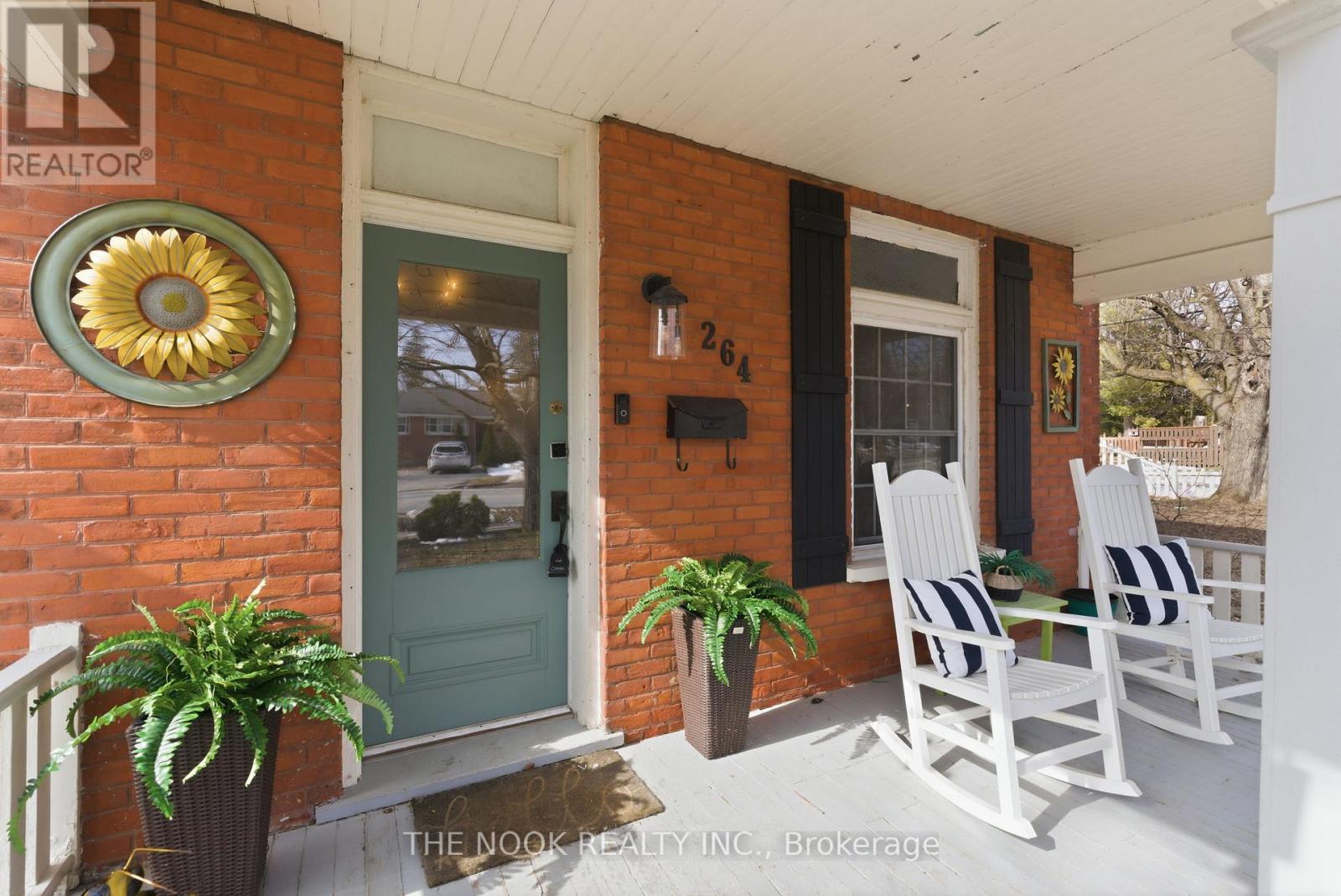 264 Bennet Street, Peterborough (Northcrest Ward 5), Ontario  K9H 5B9 - Photo 5 - X12920508