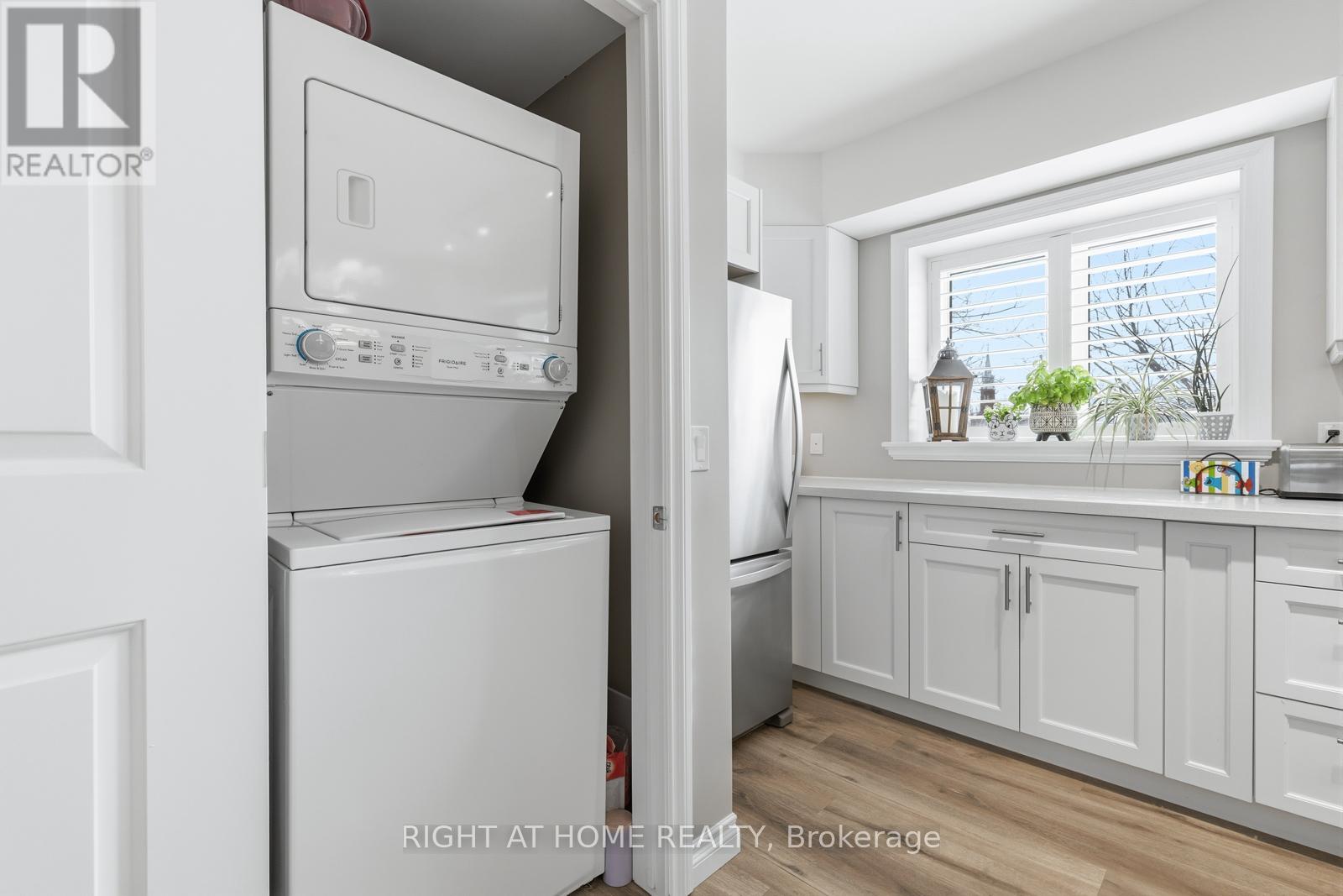 25 King Street, Kawartha Lakes (Lindsay), Ontario  K9V 1C4 - Photo 18 - X12920388