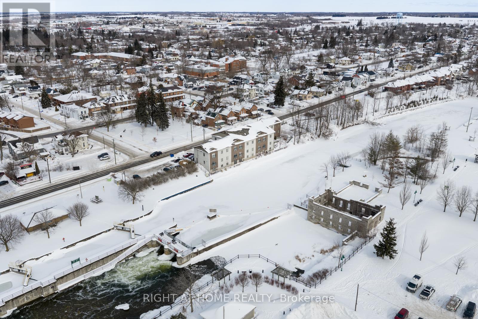 25 King Street, Kawartha Lakes (Lindsay), Ontario  K9V 1C4 - Photo 22 - X12920388