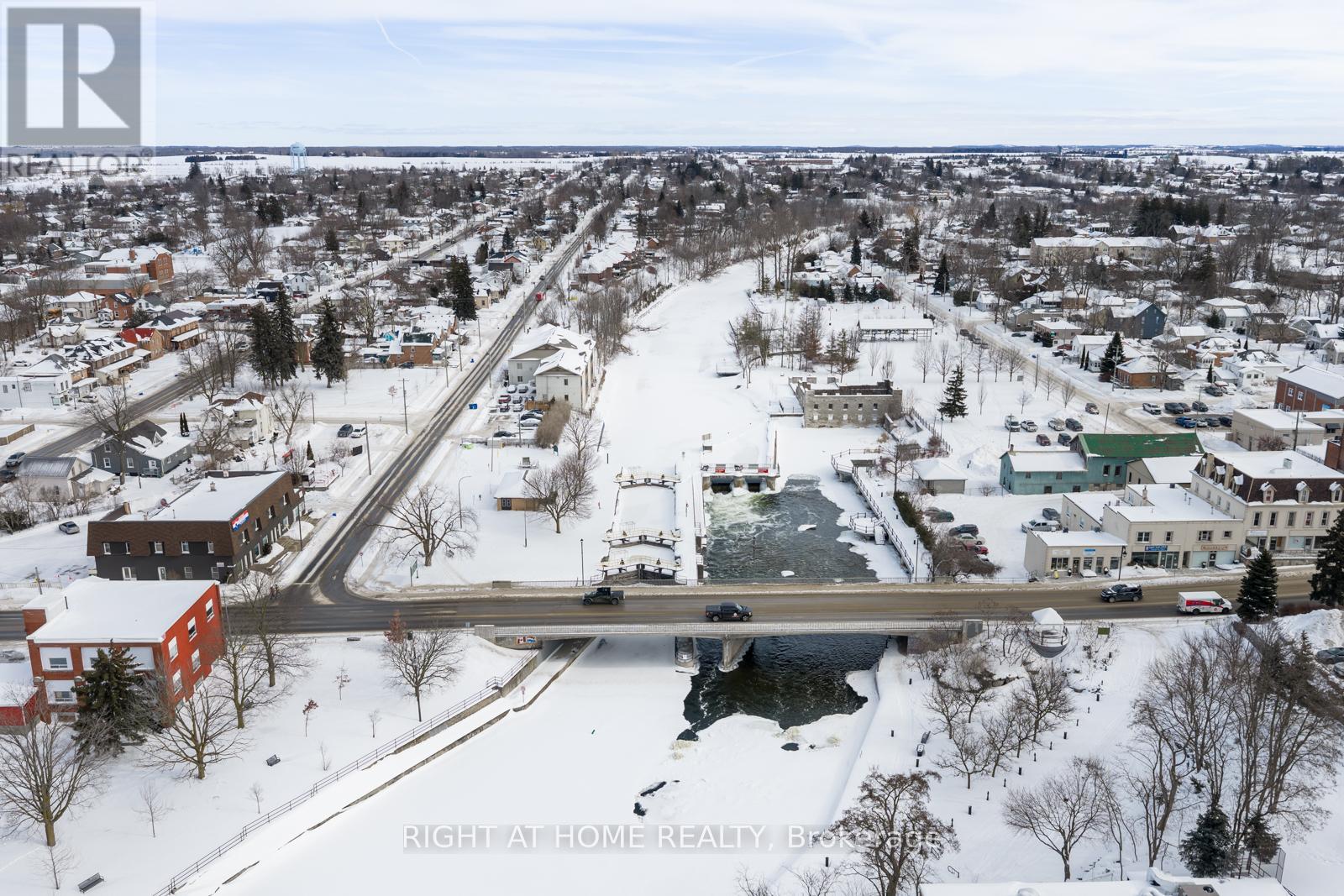 25 King Street, Kawartha Lakes (Lindsay), Ontario  K9V 1C4 - Photo 23 - X12920388