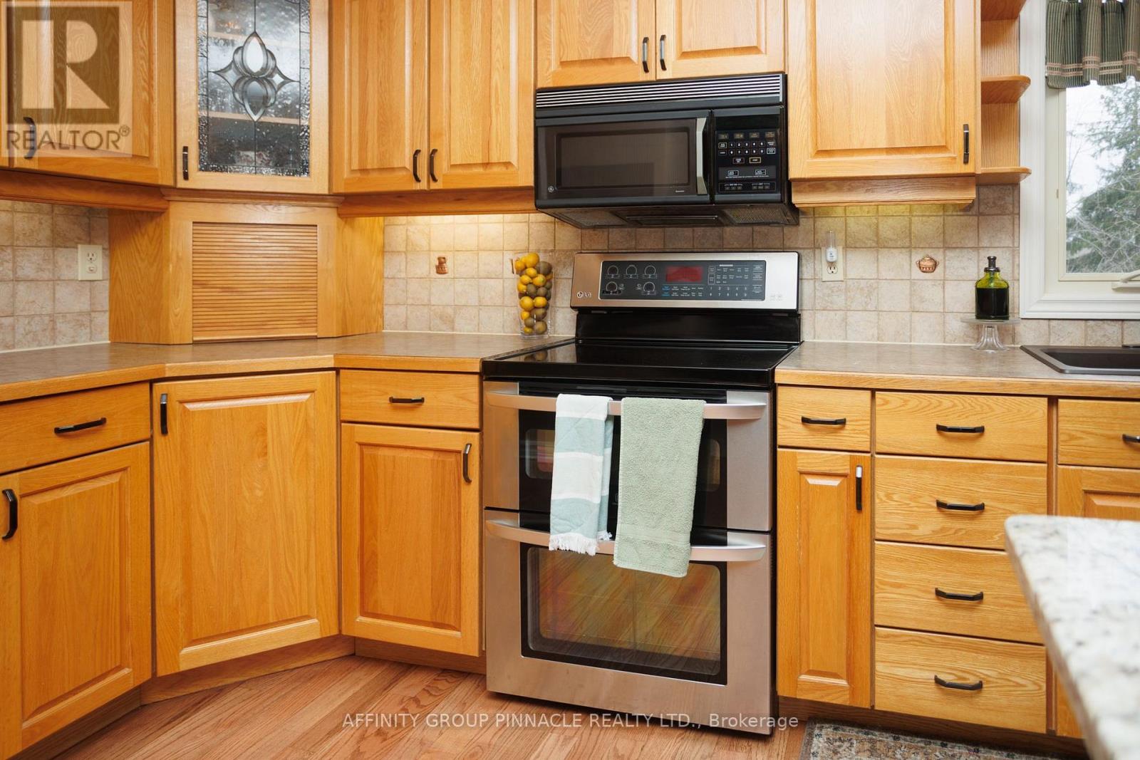 20 Olympia Court, Kawartha Lakes (Lindsay), Ontario  K9V 6C8 - Photo 13 - X12920614