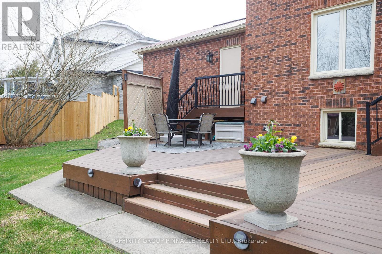 20 Olympia Court, Kawartha Lakes (Lindsay), Ontario  K9V 6C8 - Photo 38 - X12920614