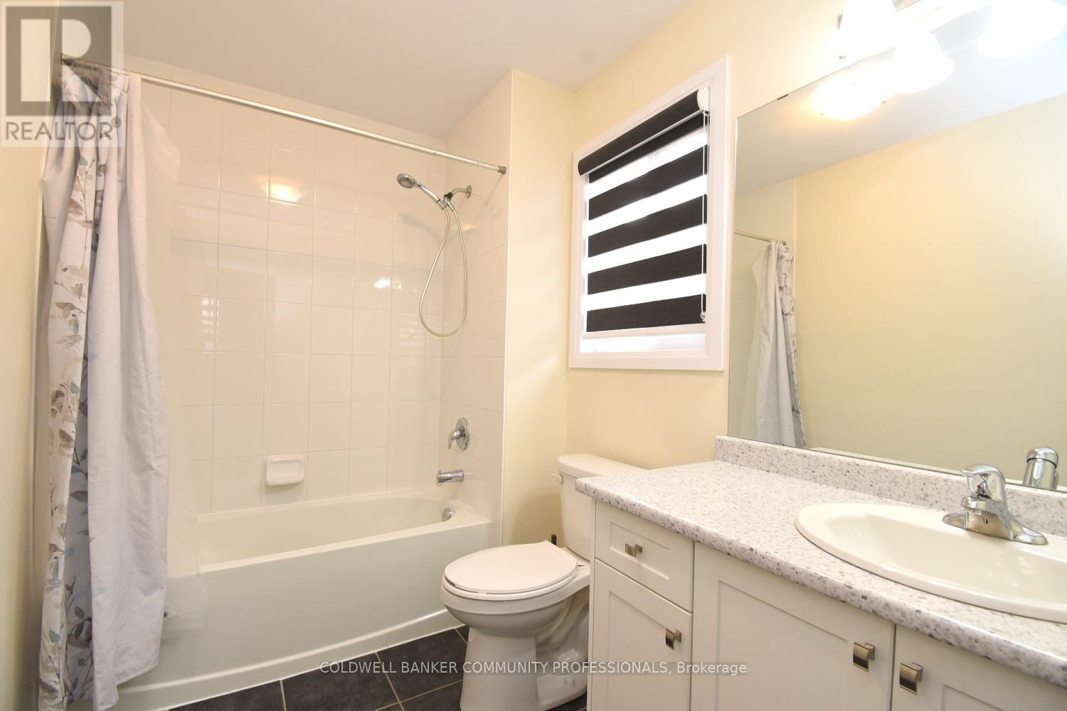 1 Burrows Court, Kawartha Lakes (Ops), Ontario  K9V 0J3 - Photo 31 - X12920524