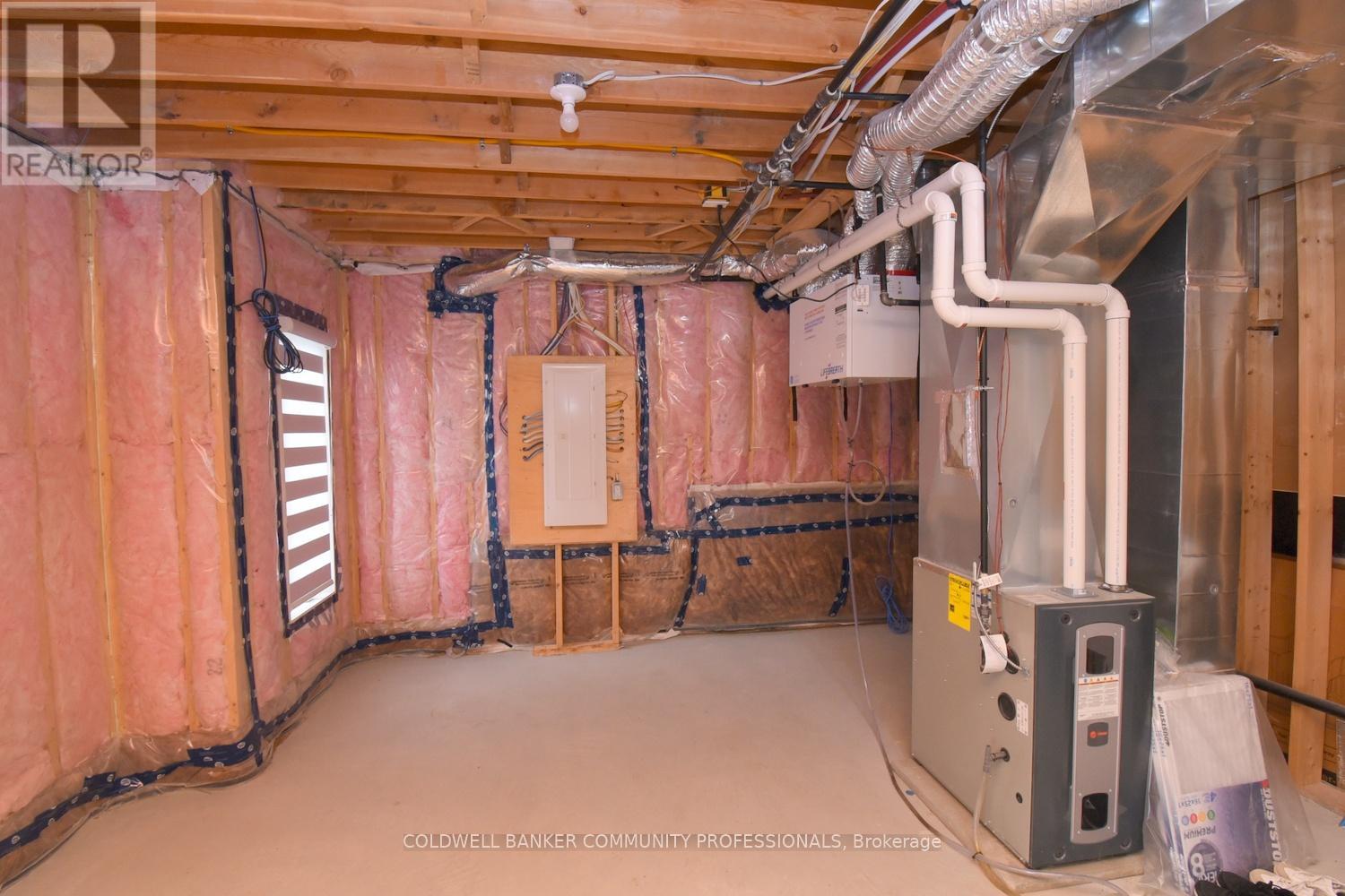 1 Burrows Court, Kawartha Lakes (Ops), Ontario  K9V 0J3 - Photo 36 - X12920524