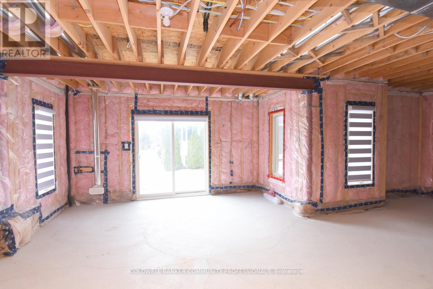 1 Burrows Court, Kawartha Lakes (Ops), Ontario  K9V 0J3 - Photo 37 - X12920524