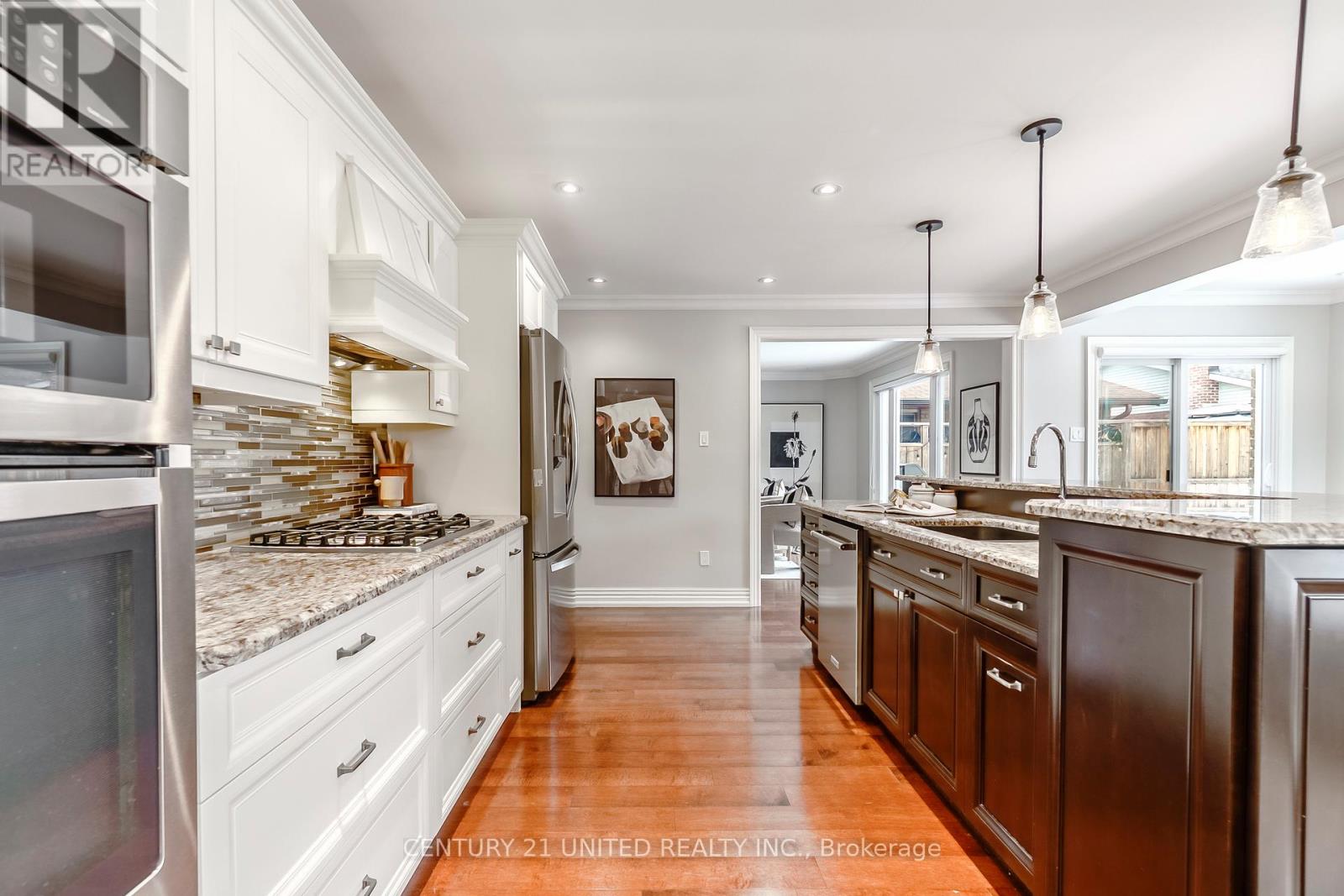 2112 Lorraine Drive, Peterborough (Northcrest Ward 5), Ontario  K9L 1X4 - Photo 11 - X12921190