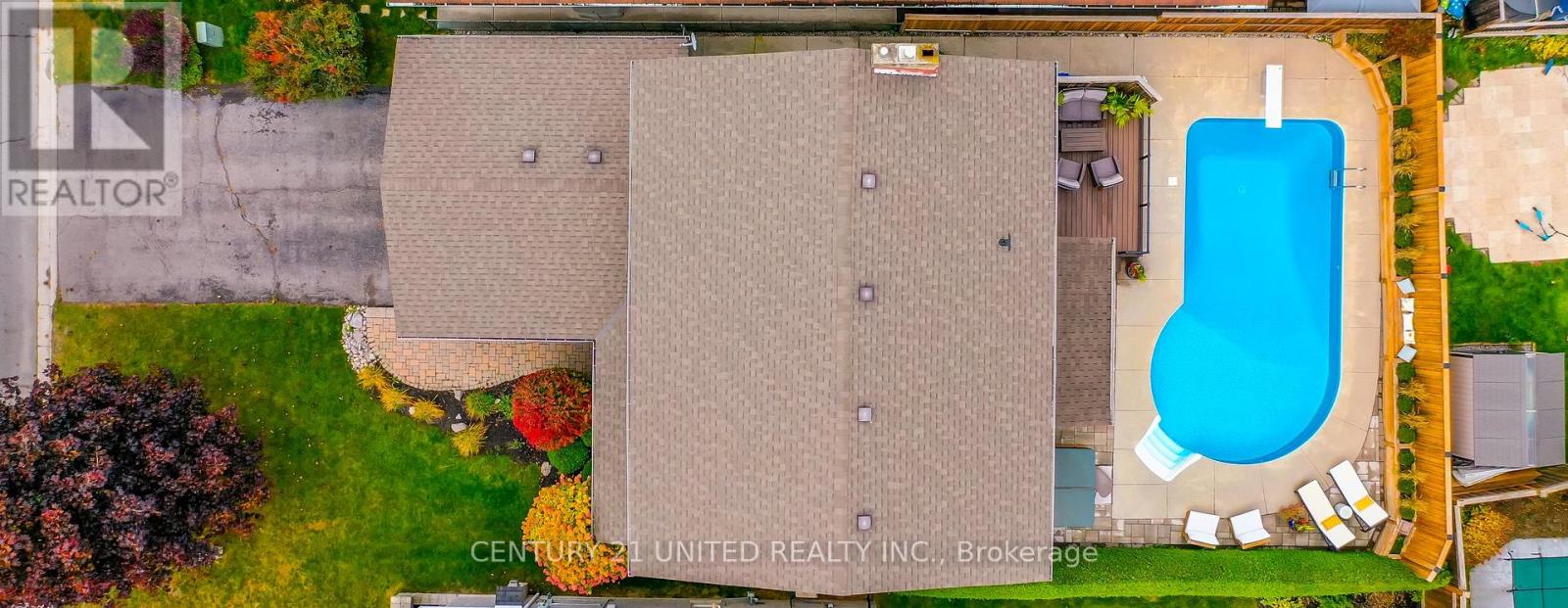 2112 Lorraine Drive, Peterborough (Northcrest Ward 5), Ontario  K9L 1X4 - Photo 2 - X12921190